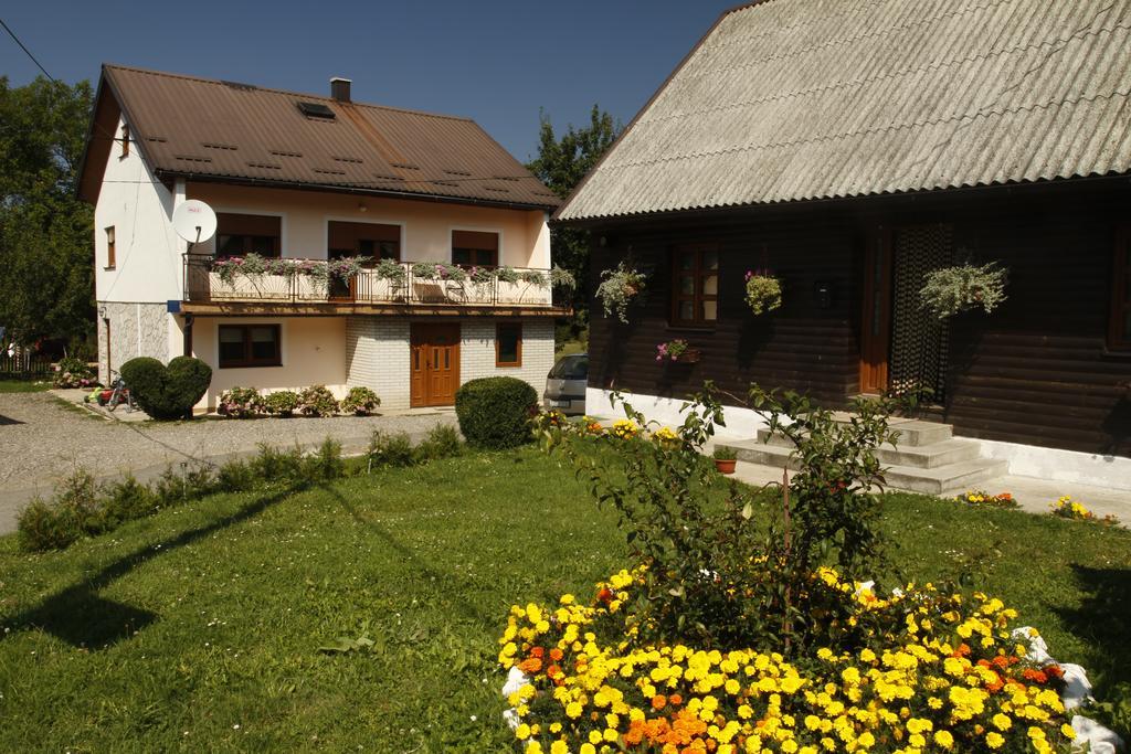 House Drakulic Hotel Korenica Exterior photo