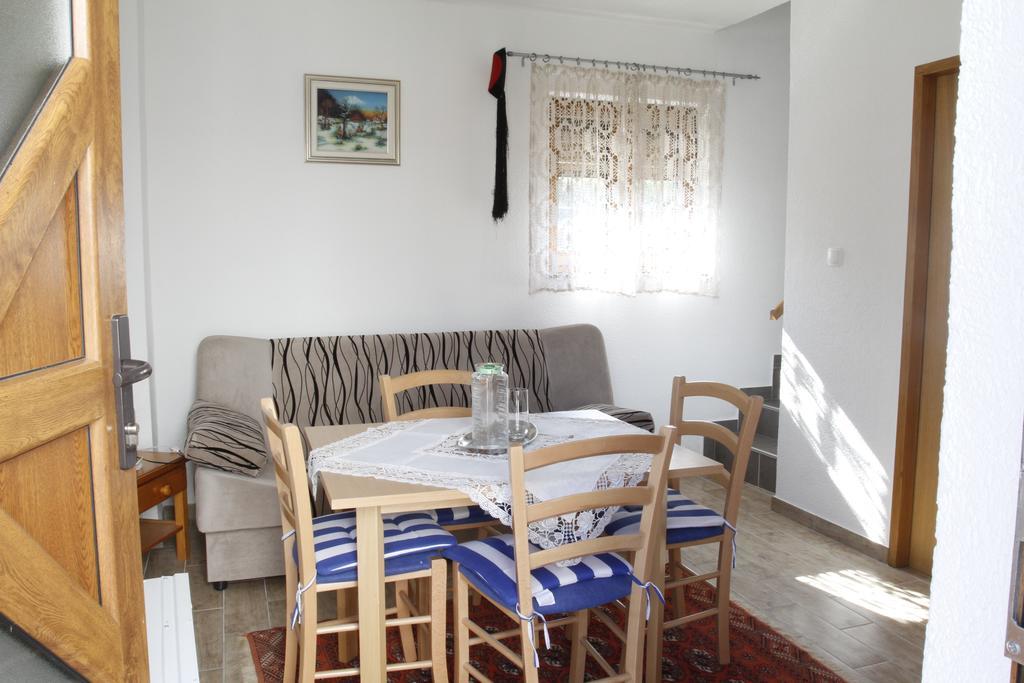 House Drakulic Hotel Korenica Exterior photo