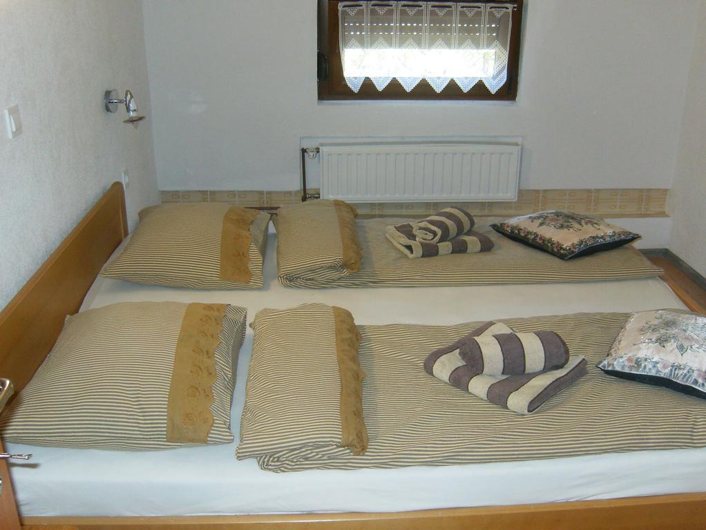 House Drakulic Hotel Korenica Exterior photo