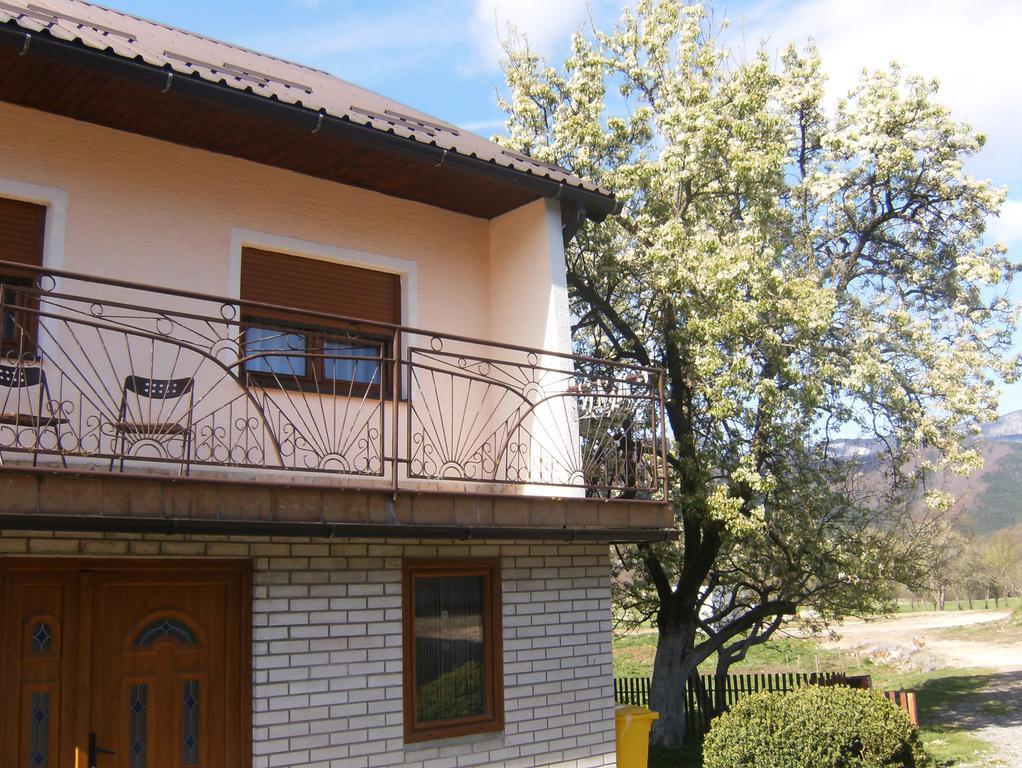 House Drakulic Hotel Korenica Exterior photo